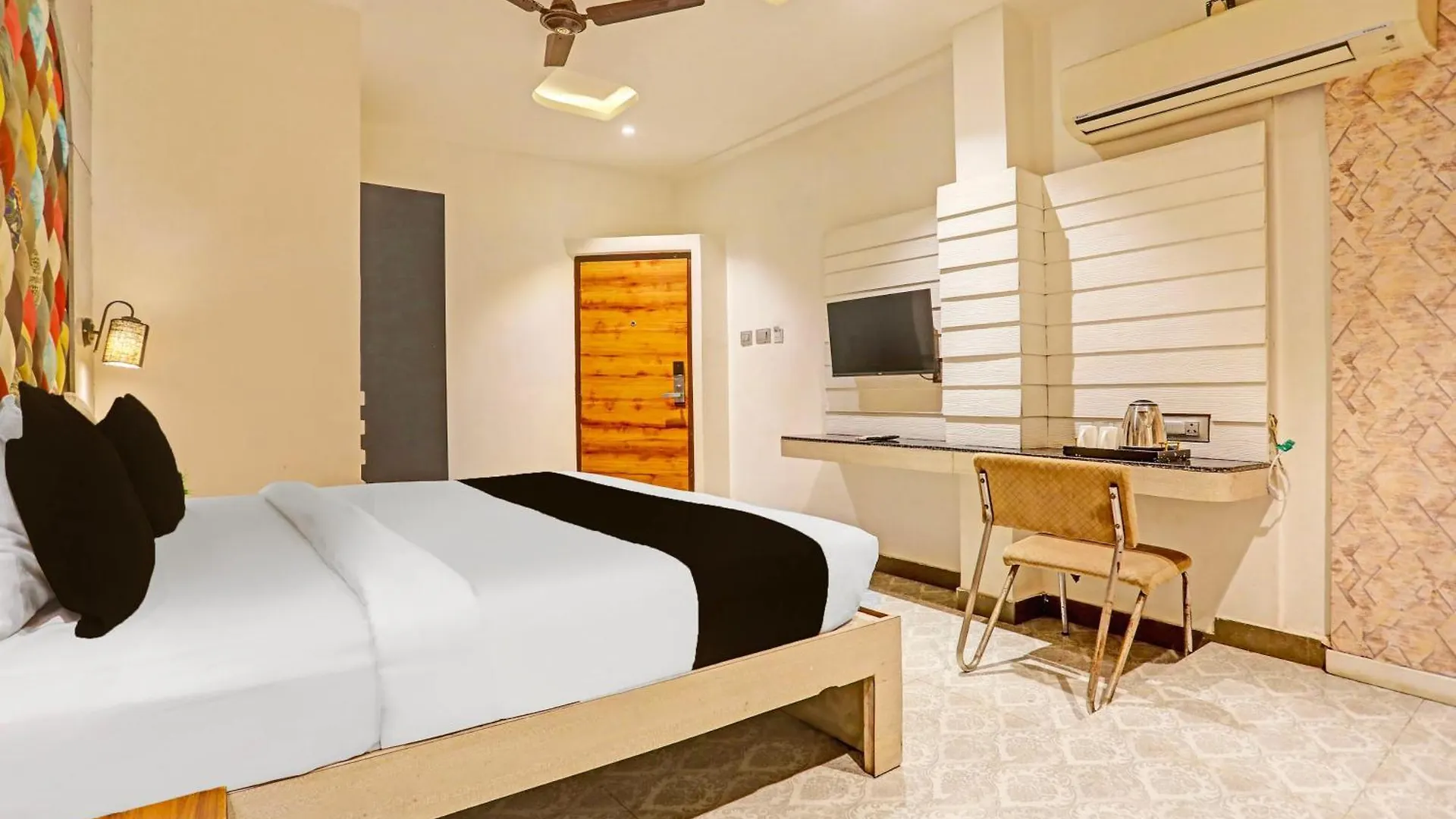 *** Hotel Super Townhouse Cantonment Varanasi Formerly Sarin Inn India