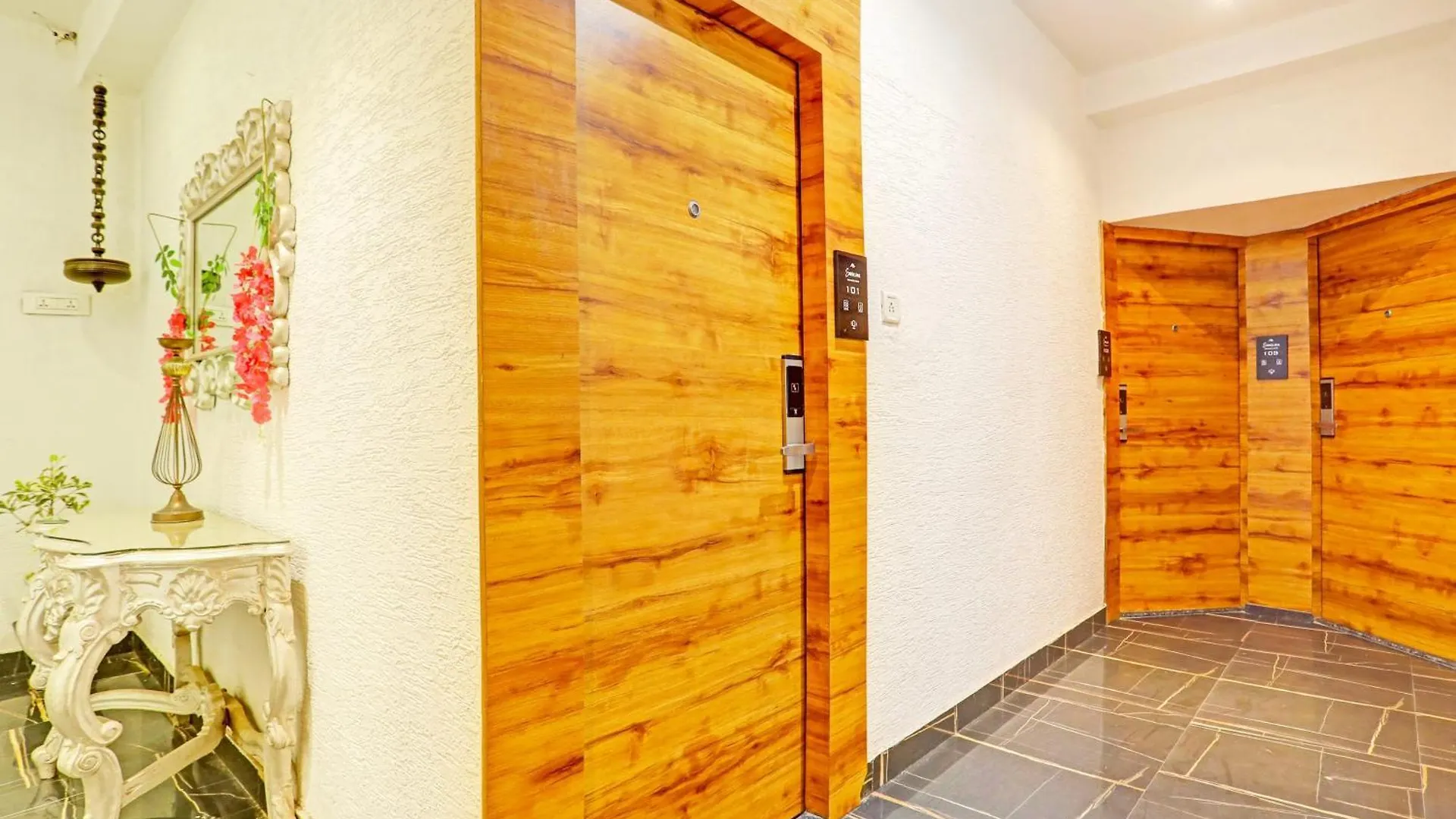 Super Townhouse Cantonment Varanasi Formerly Sarin Inn 3*,  India