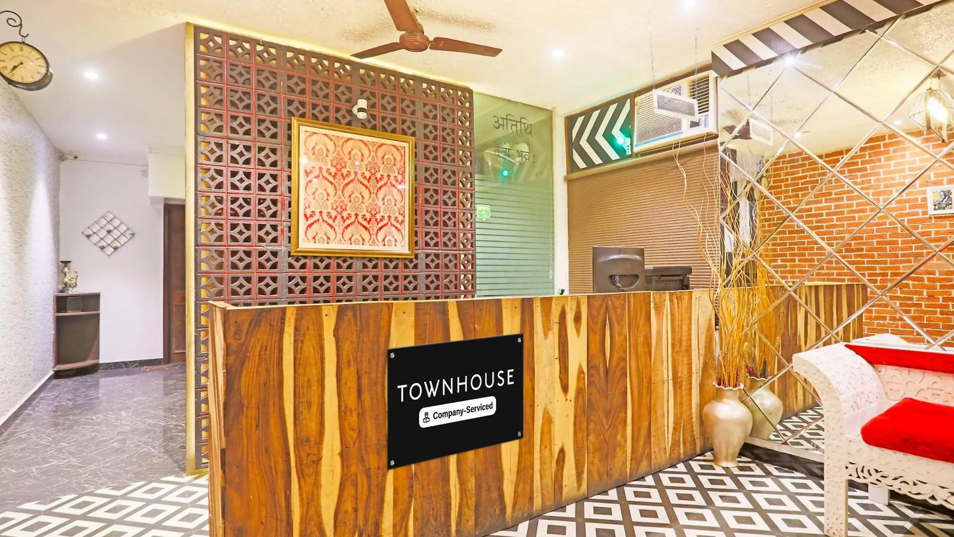 Super Townhouse Cantonment Varanasi Formerly Sarin Inn 3*,