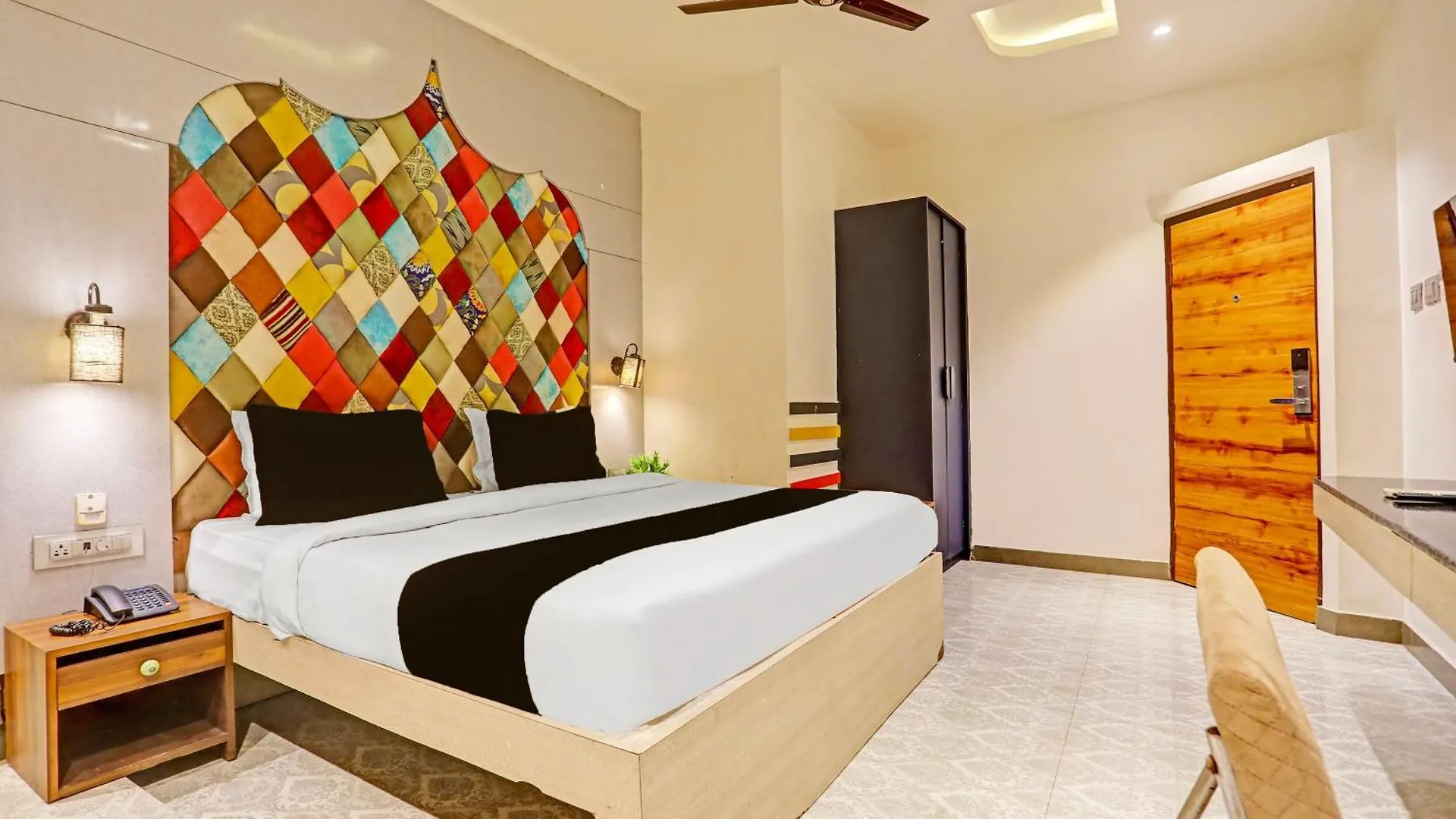 Super Townhouse Cantonment Varanasi Formerly Sarin Inn 3*,